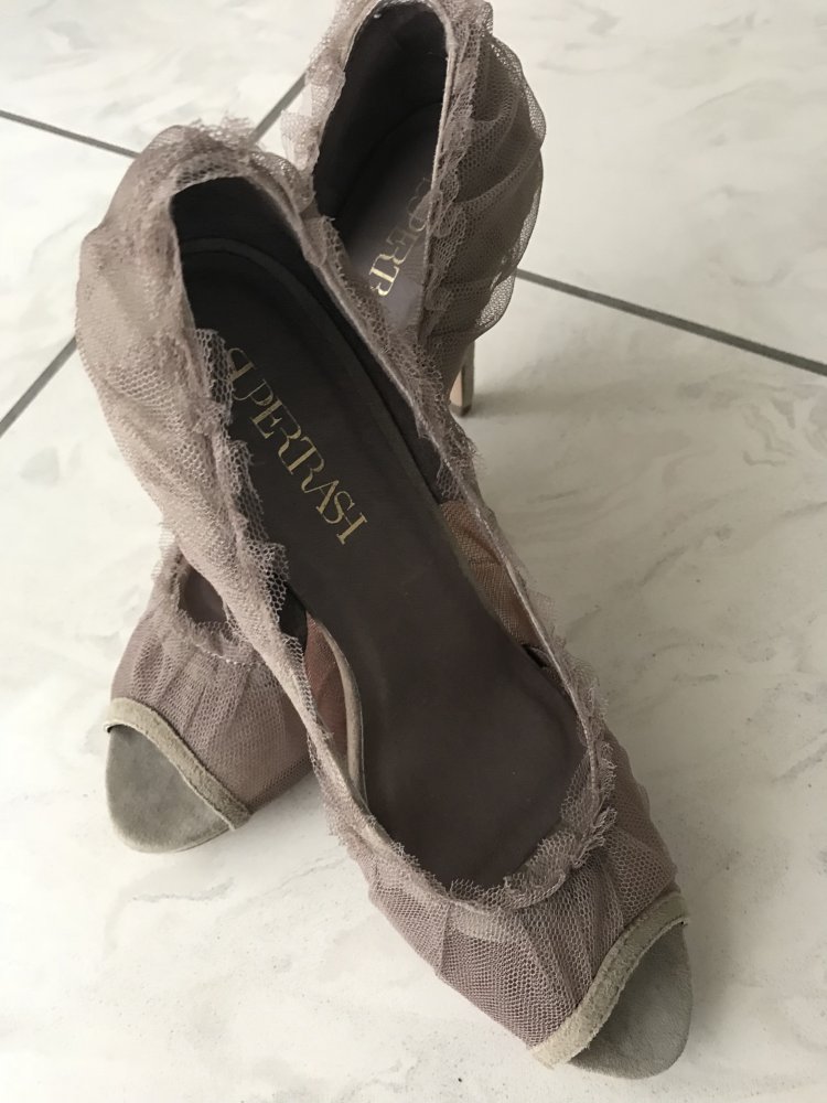 Nagelneue Wildleder Pumps von Supertrash