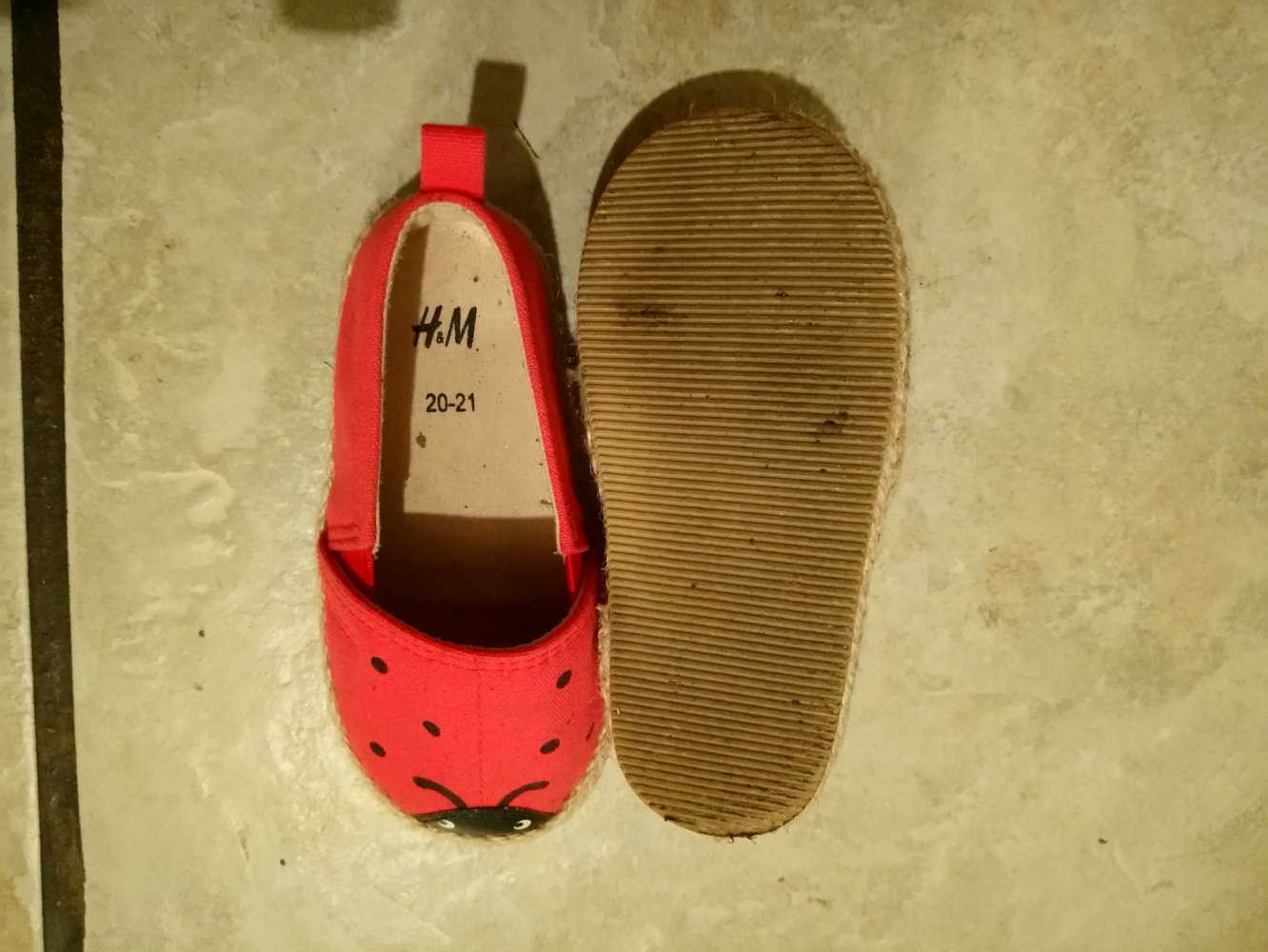 Schuhe H&M  20/21 rot Marienkäfer