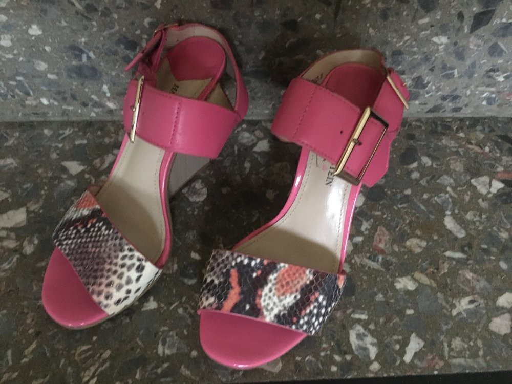  Keilsandalette in Rose