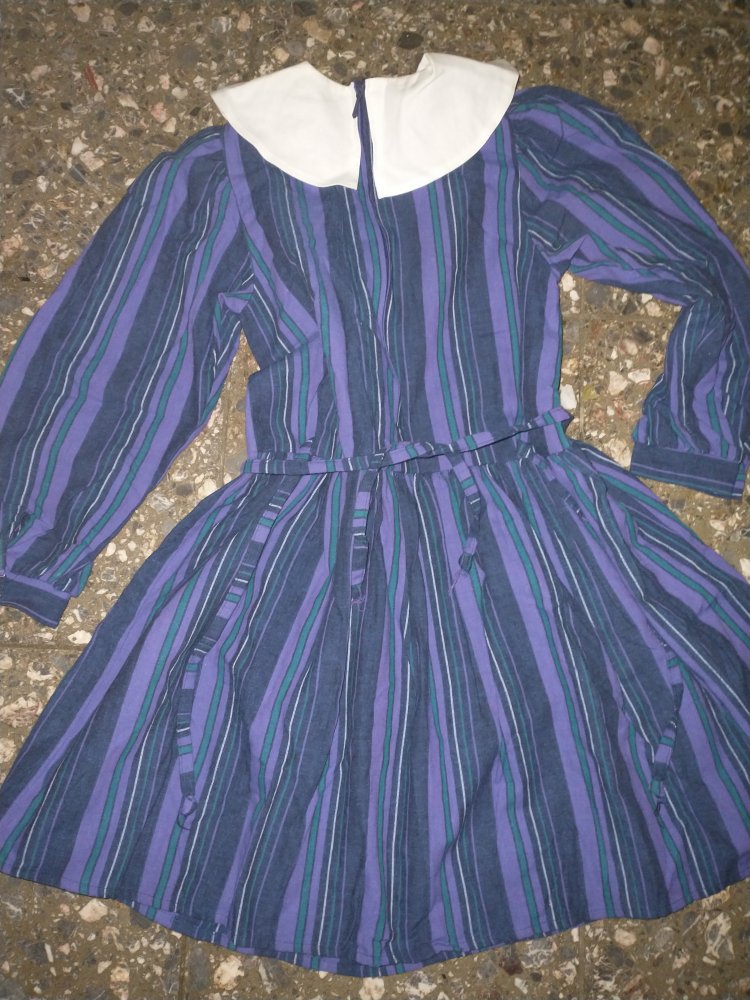 Kleid mit Streifenmuster