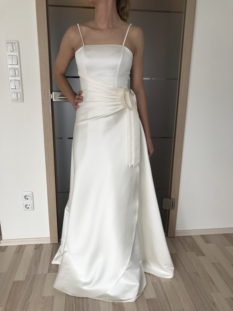 Ungetragenes Abendkleid, Hochzeitskleid gr.34/36 creme