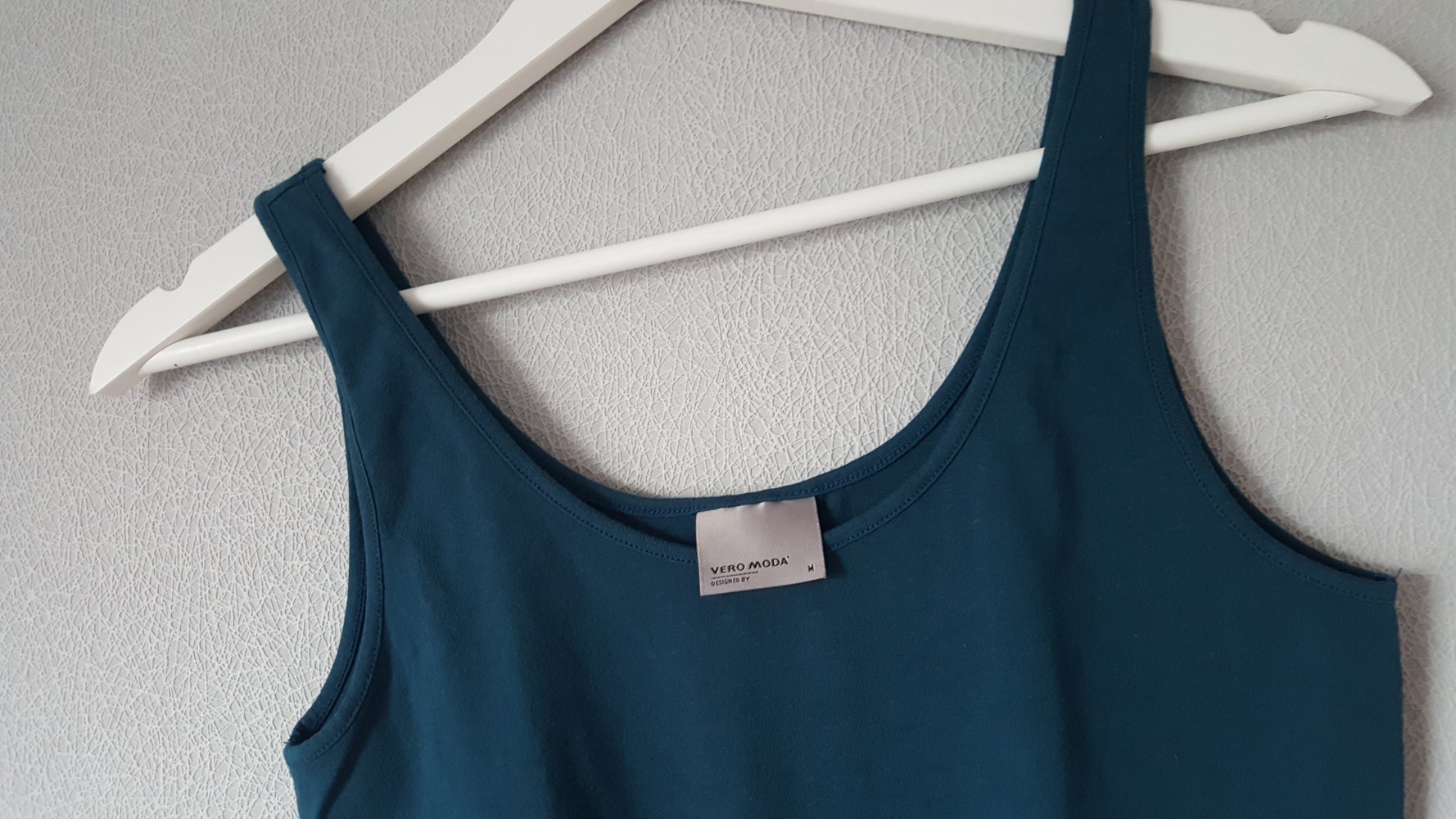 Langes basic Top eng - Vero Moda Größe M dunkeltürkis