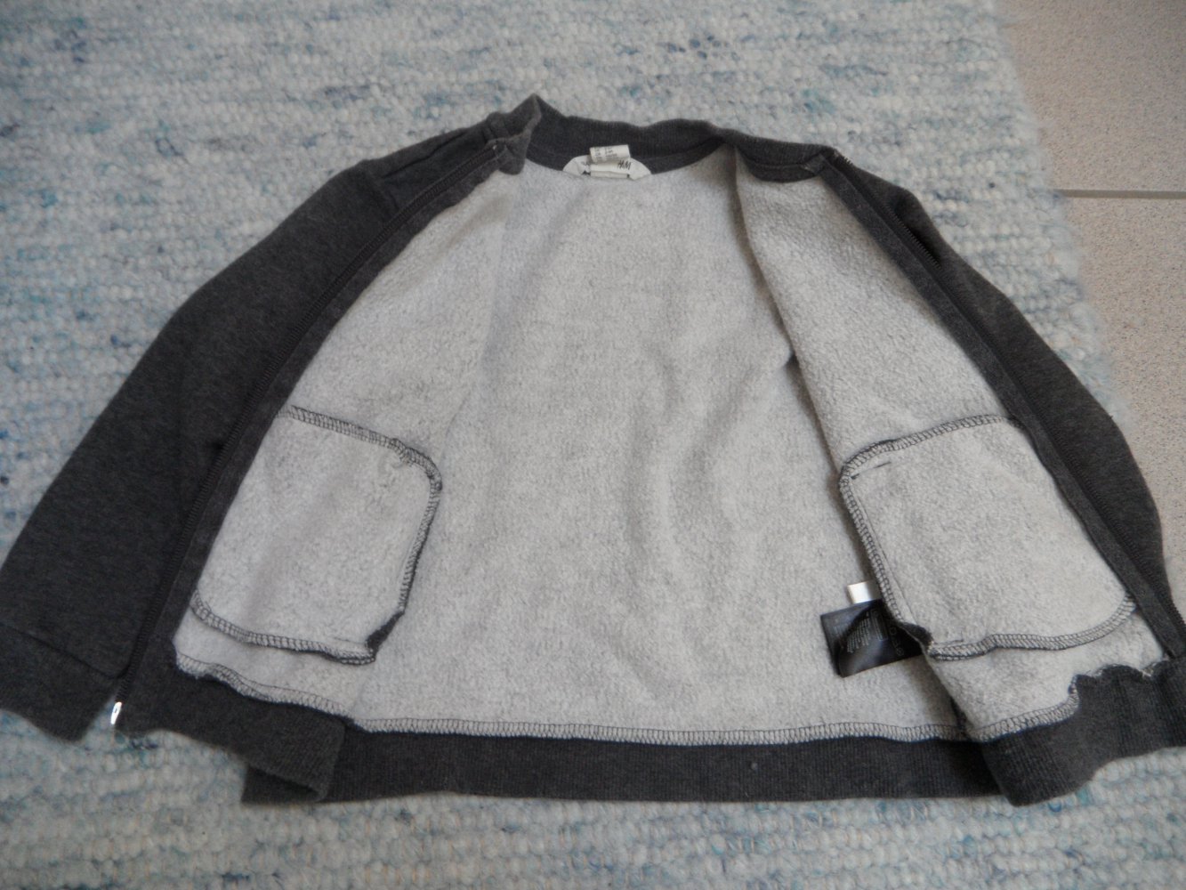 H&M 98/104 Sweatjacke ohne Kapuze