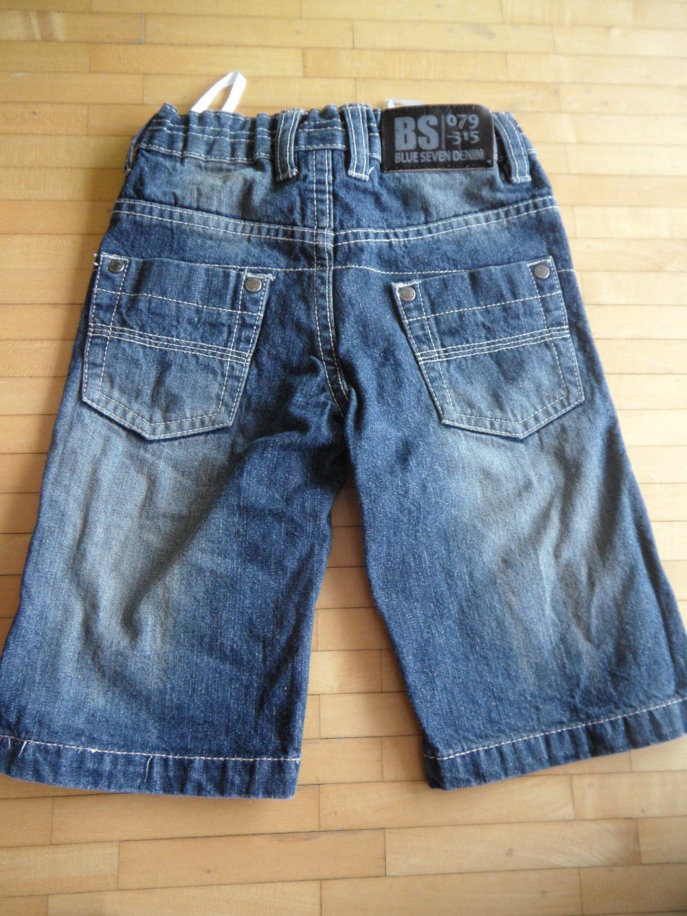 blue seven Bermudas 92
