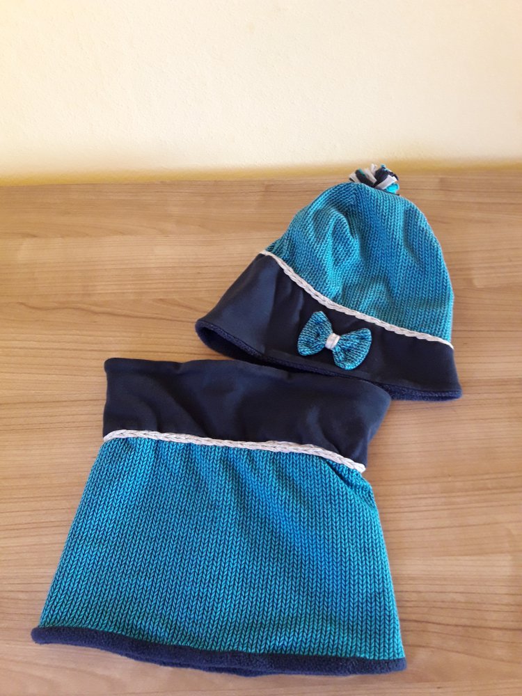 HANDMADE! selbstgenähtes neuwertiges Set aus Winterloop und Winterbeenie in Gr. 51/52 in petrol/blau