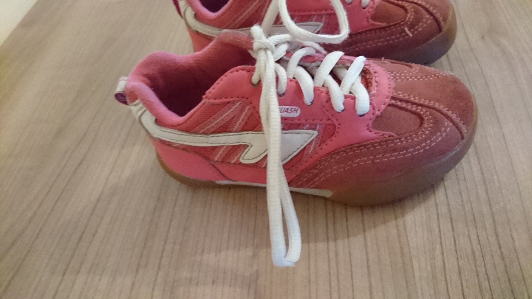 toller Sneaker/Schnürschuh in Gr. 26 von HI-TEC in pink/weiß