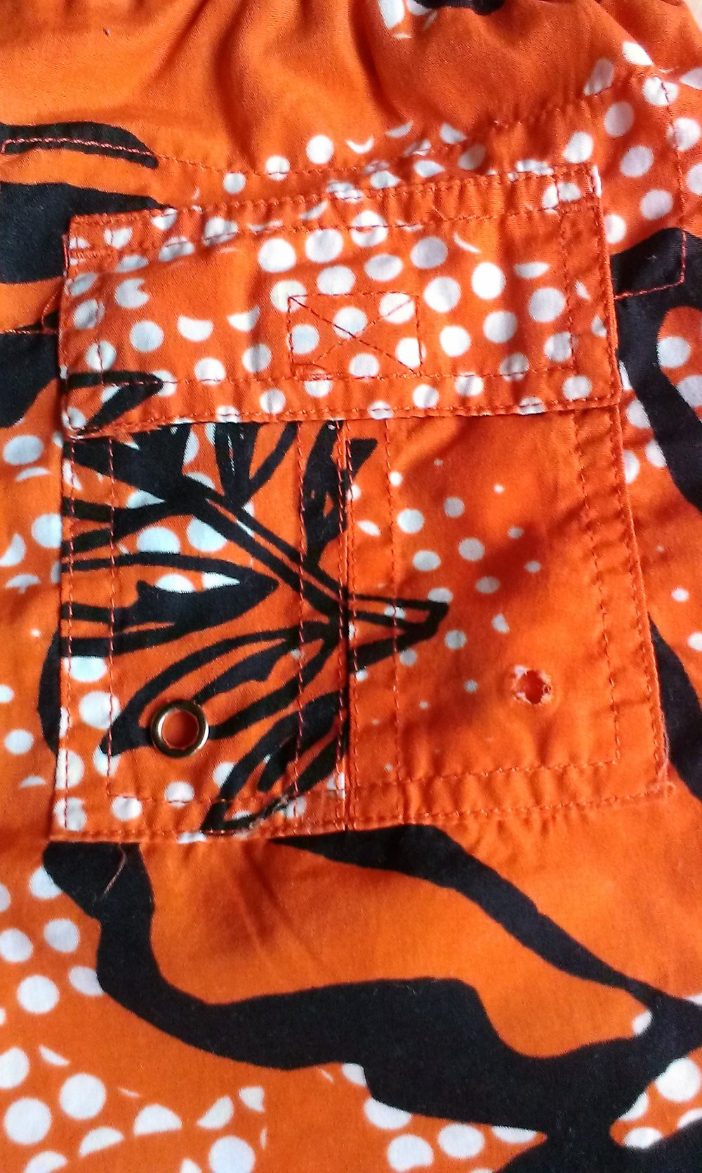 rot-orange Badeshort Gr. 110