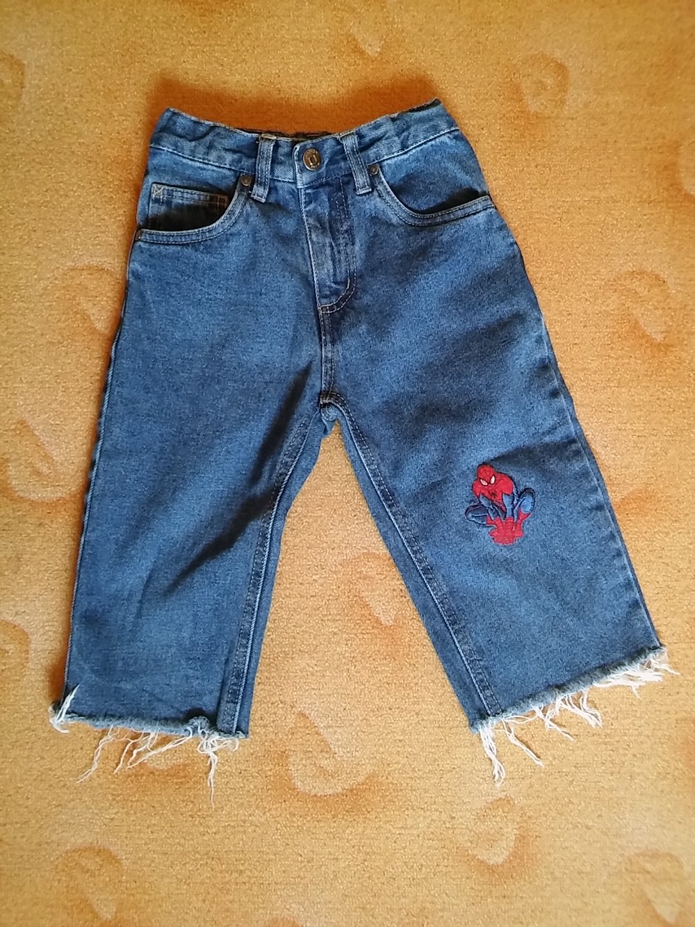 kurze Jeans 