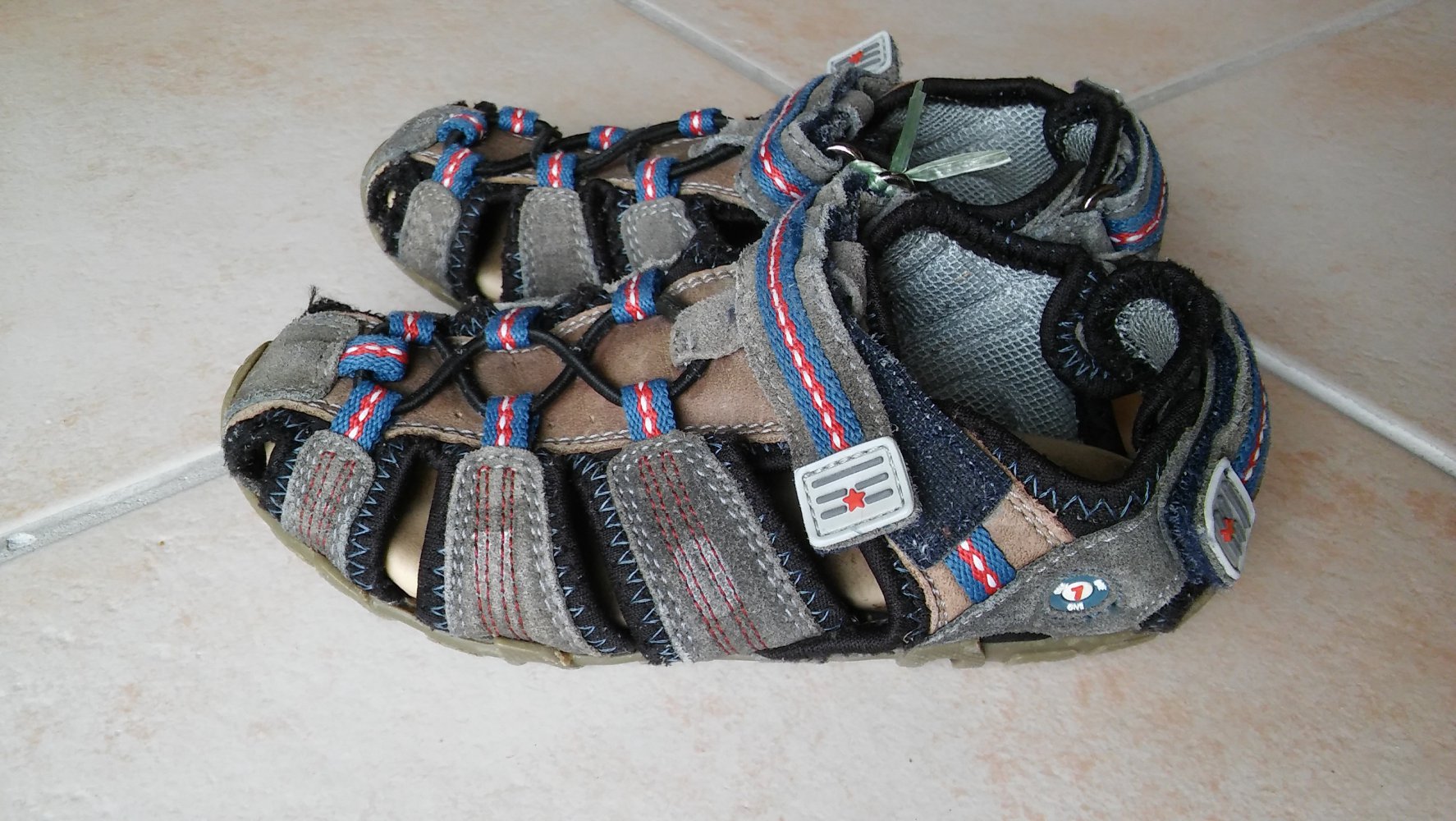 Sandalen Gr. 26