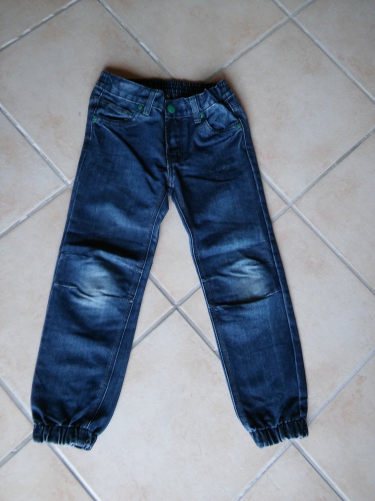 Jeans Gr. 122