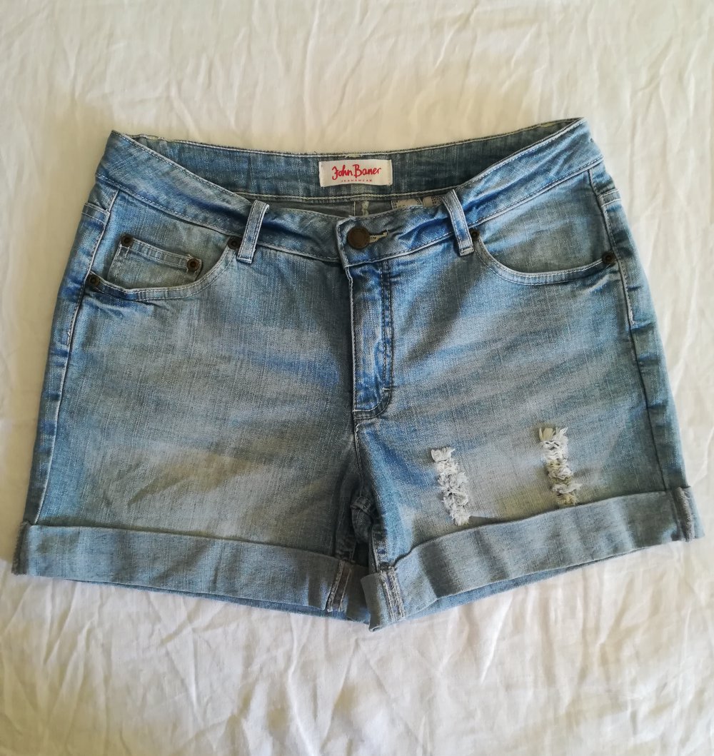 Tolle Shorts /Hotpants von John Baner 