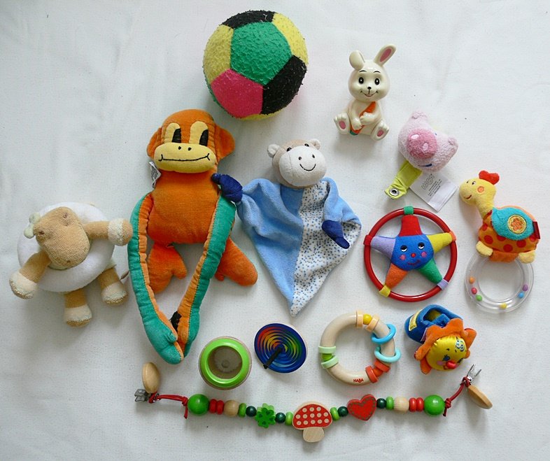 Babyspielzeug - Rasseln, Badetier, Ball, Schmusetier ...