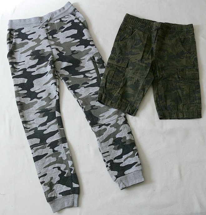 Camouflage / Tarnklamotten - Jungen - mit neuer Jacke - 134/140
