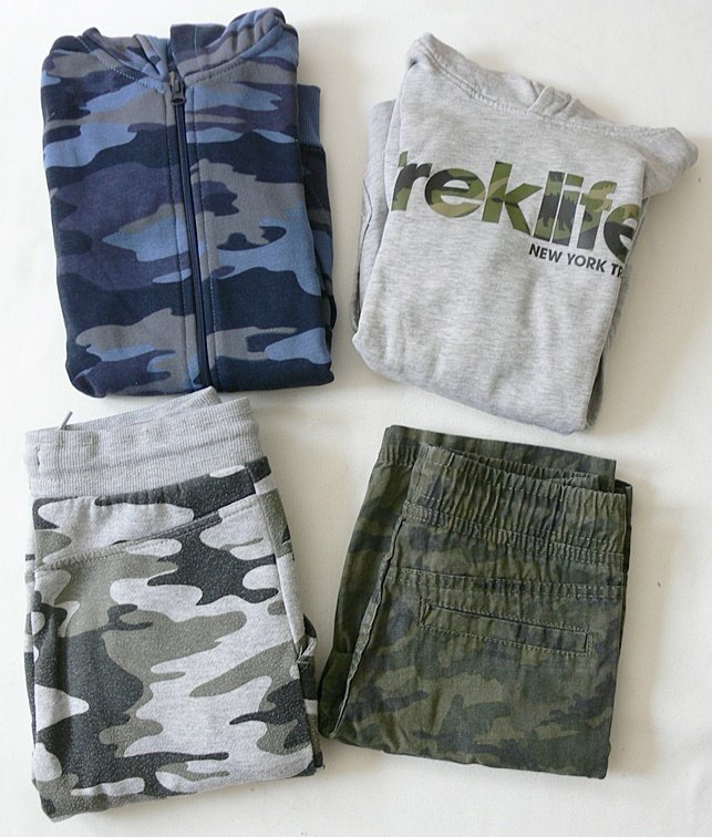 Camouflage / Tarnklamotten - Jungen - mit neuer Jacke - 134/140