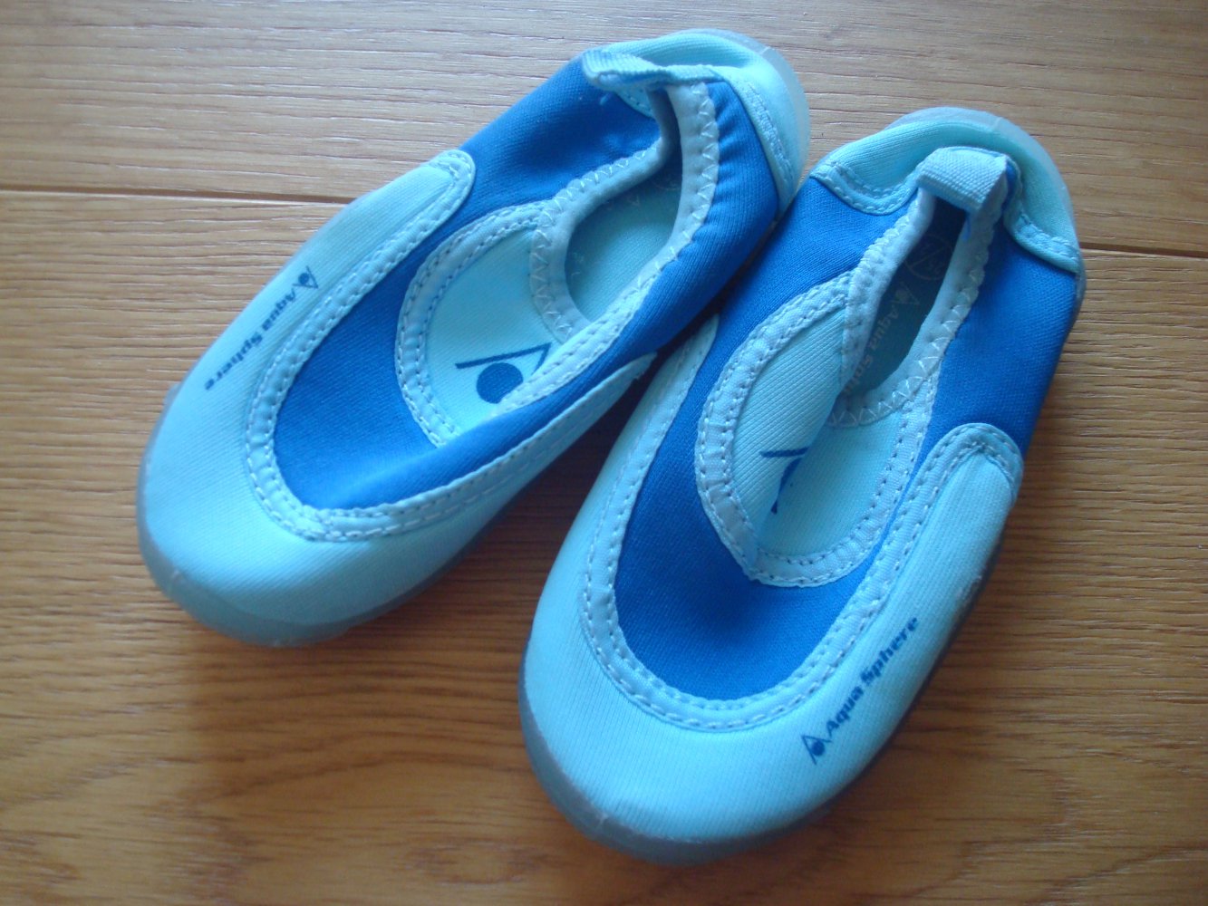 Schuhe, Badeschuhe, Aquaschuhe, Wasserschuhe