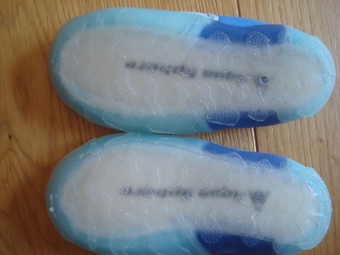 Schuhe, Badeschuhe, Aquaschuhe, Wasserschuhe