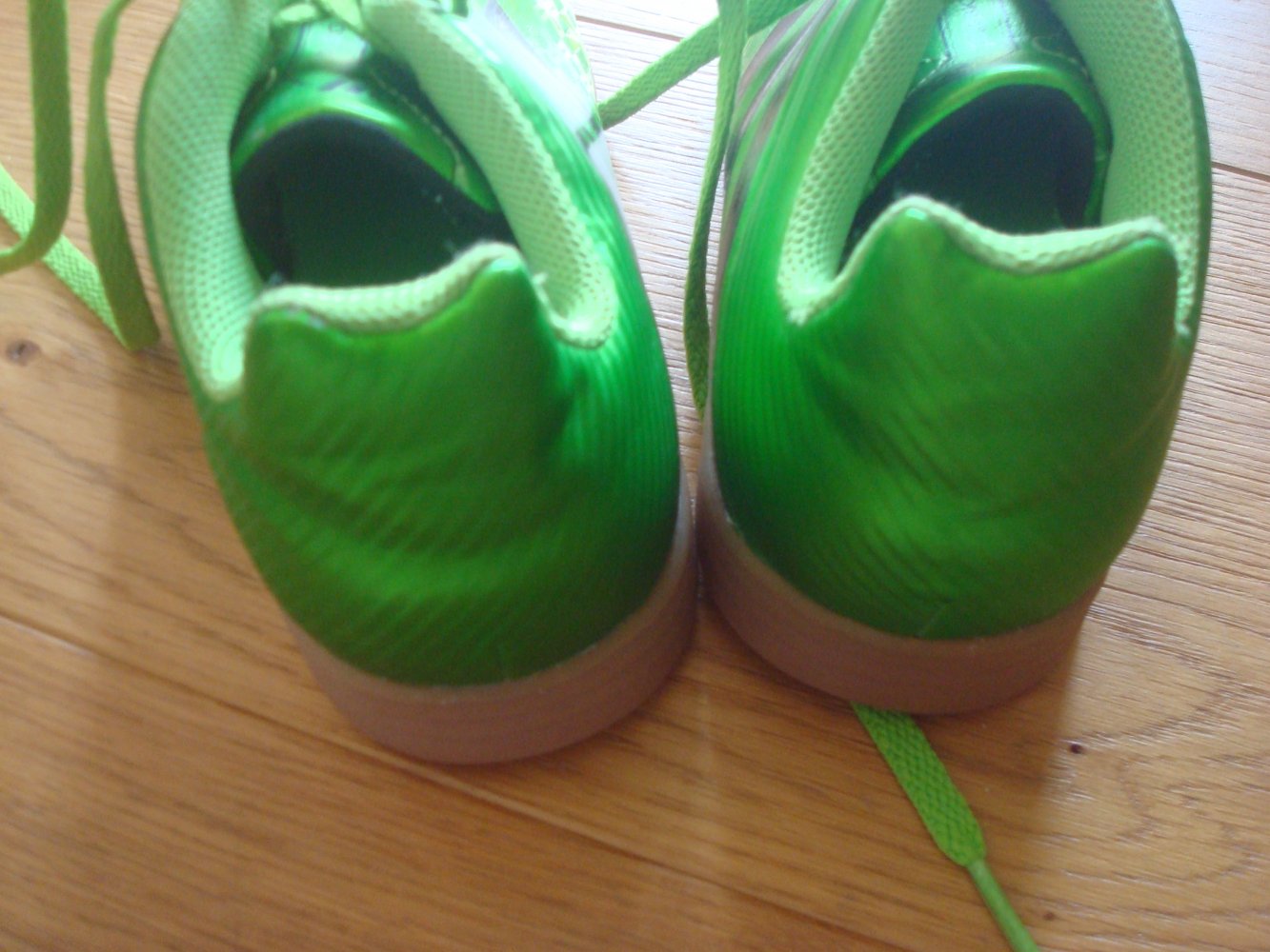 Fussballschuhe, Hallenfussballschuhe, Hallenschuhe. Sportschuhe