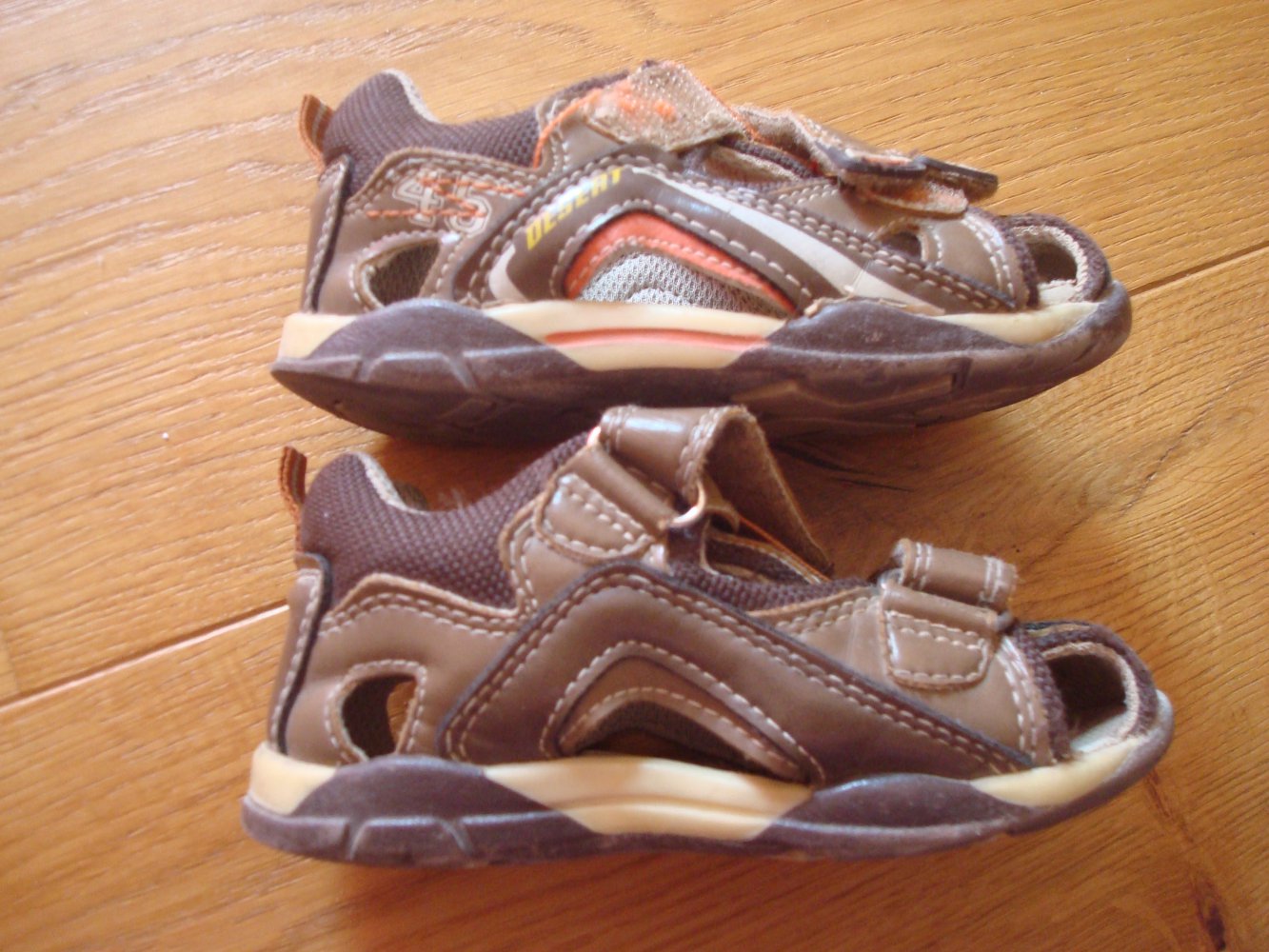 Sandalen braun