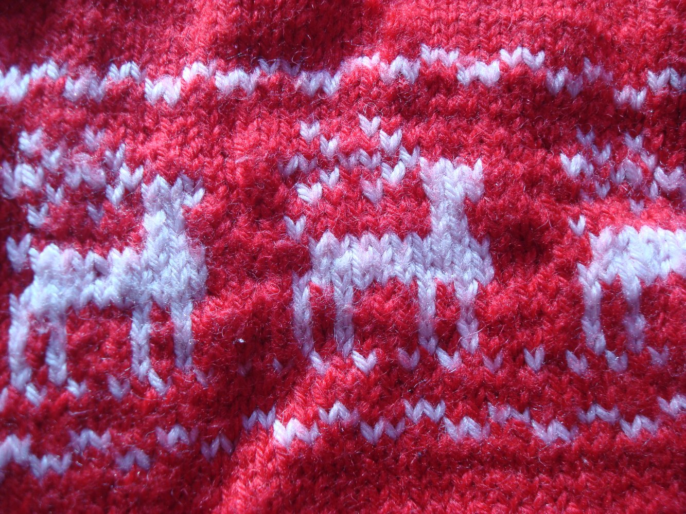Strickjacke handmade unisex mit Rentiermuster Gr. 80