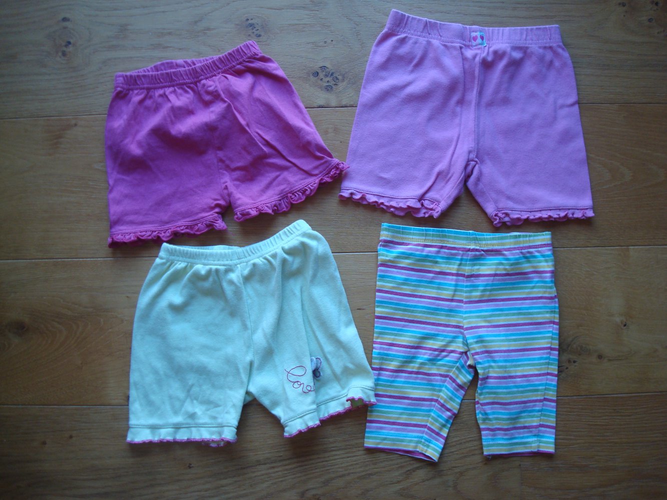 kurze Hosen 4 Stück für Mädchen