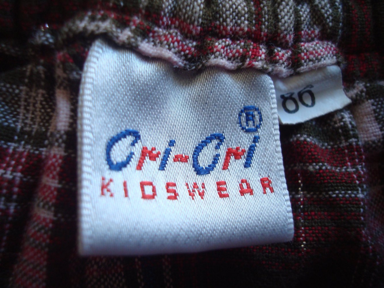 kurzer Rock für kleine Mädchen