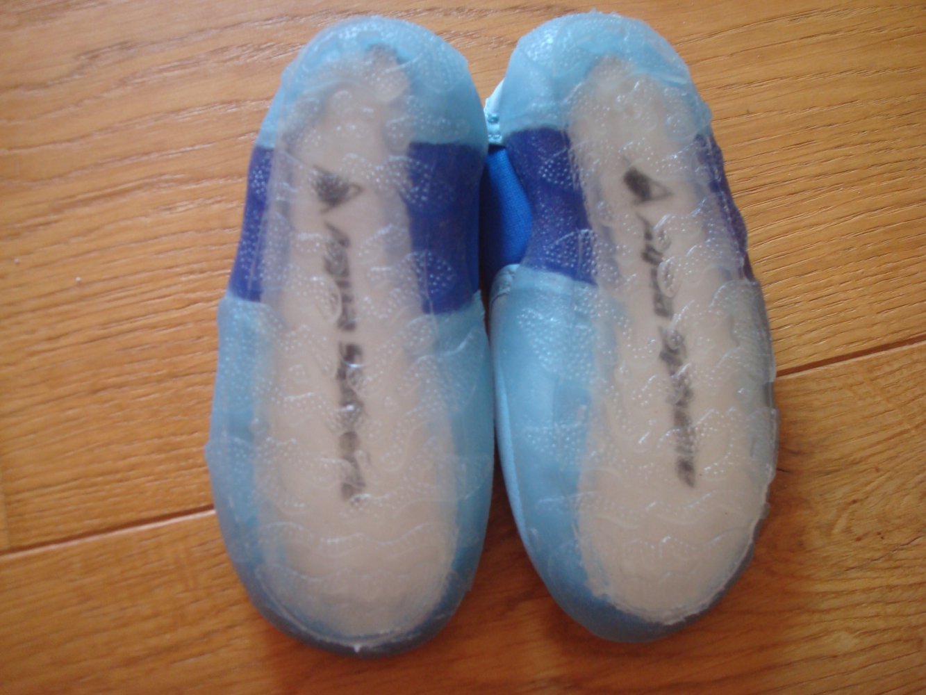 Wasserschuhe, Badeschuhe Aquaschuhe