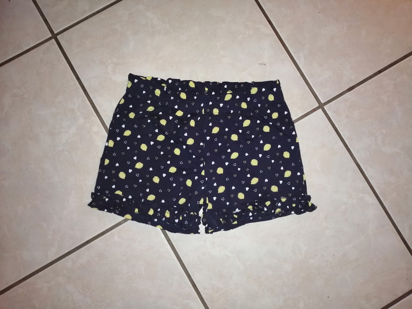 Kurze Hose Gr 104