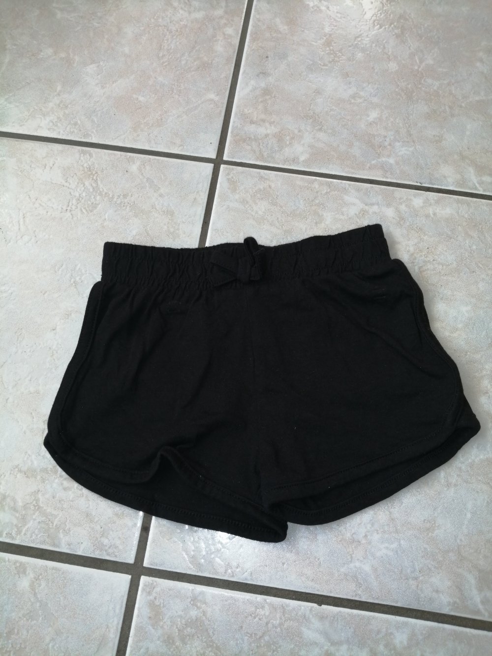 kurze Hose Gr 98