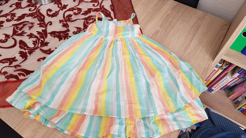 Mädchenkleid Gr 98