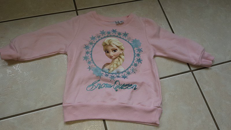 Pullover Gr 104 CM