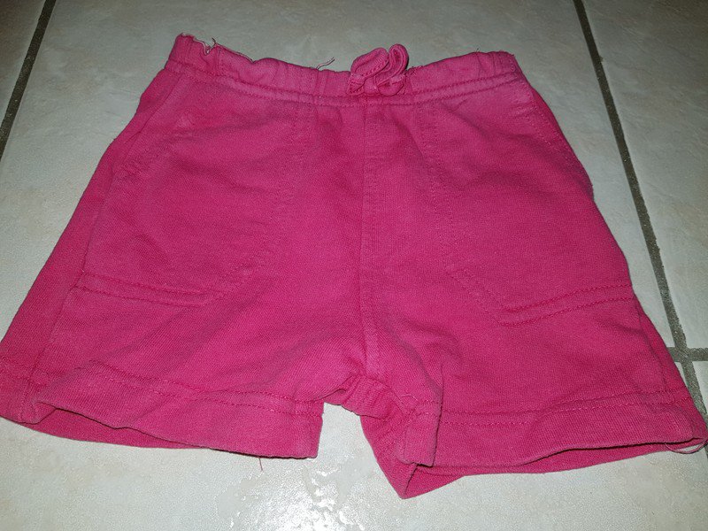 Kurze Hose Gr 86