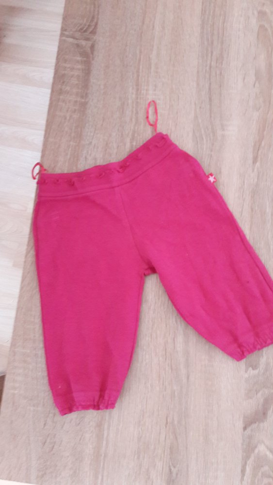 dünne Jogginghose / Freizeithose Gr 68