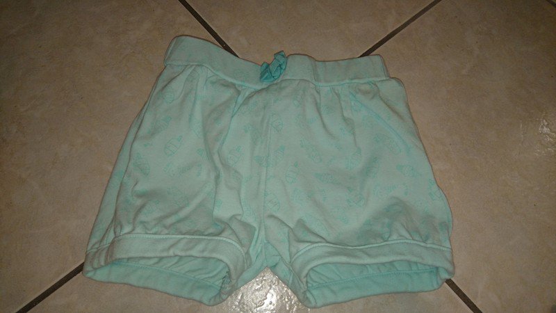 kurze Hose Gr 92
