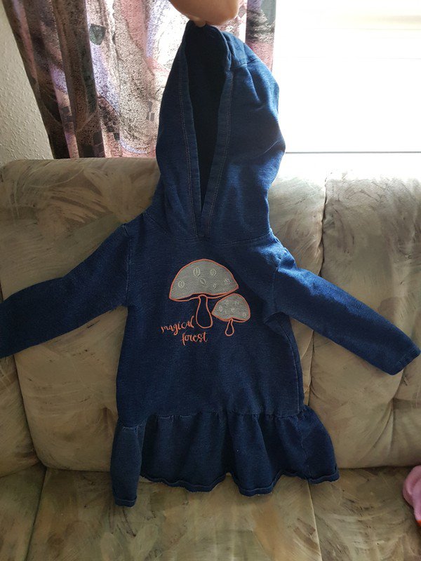 Langarmkleid Gr 98