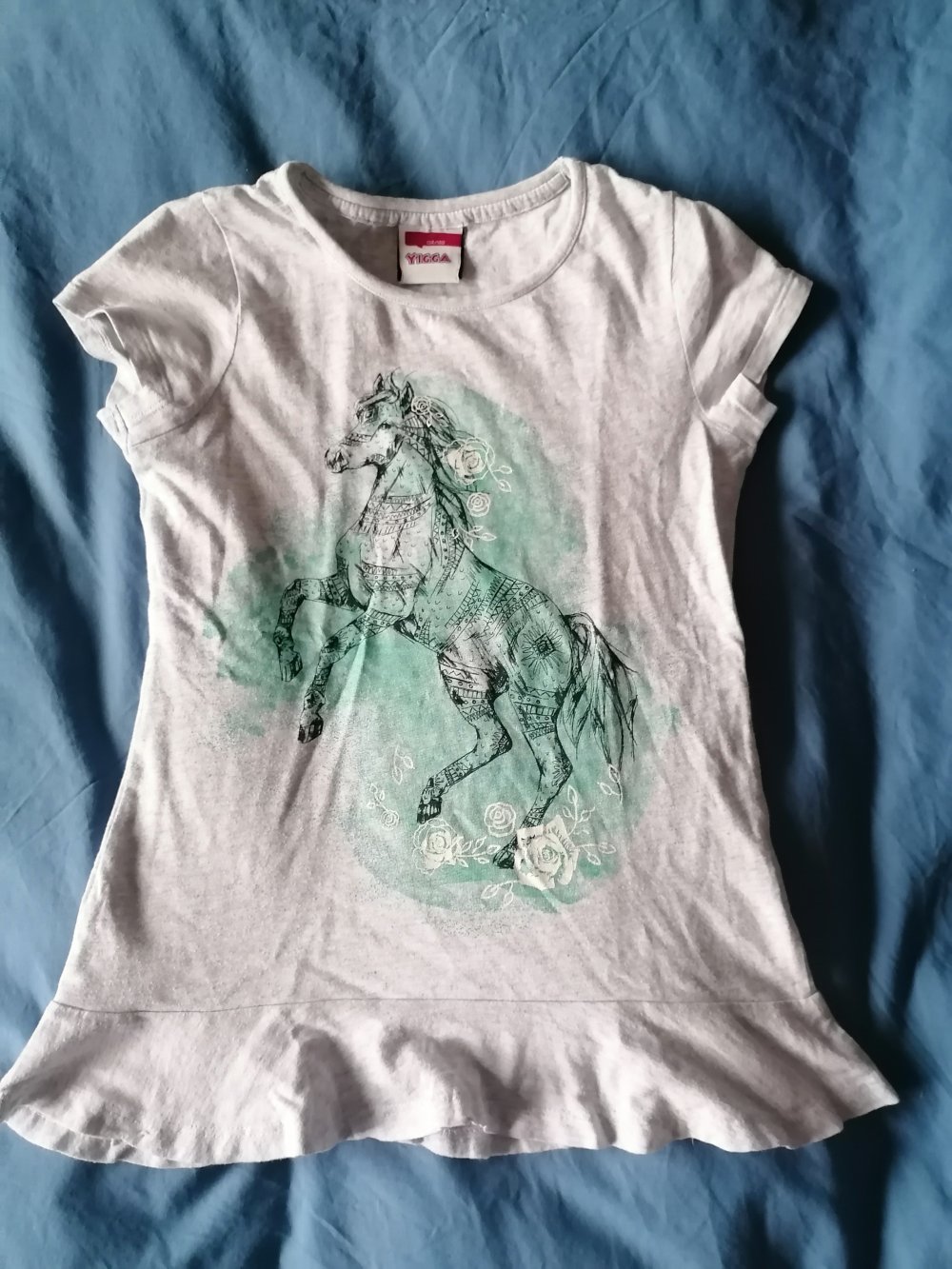 Yigga: hellgraues Tunikashirt mit Pferdeprint Gr. 134/140
