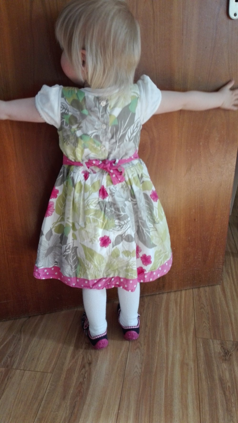 F&F - zauberhaftes Sommerkleid Gr. 92/98