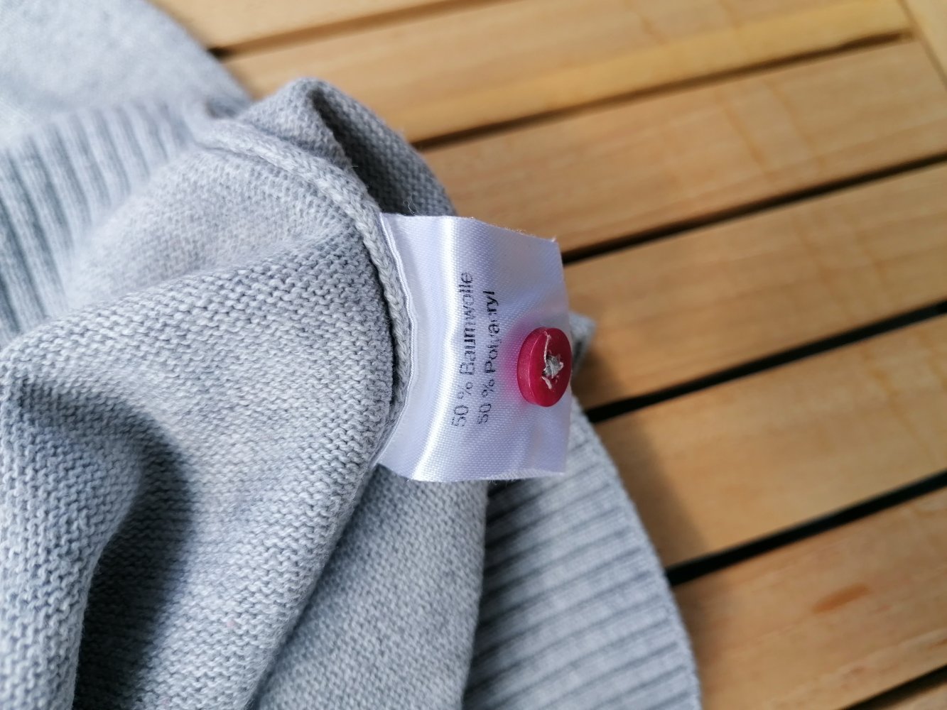 Hellgrauer schlichter Feinstrickpullover Gr. 152