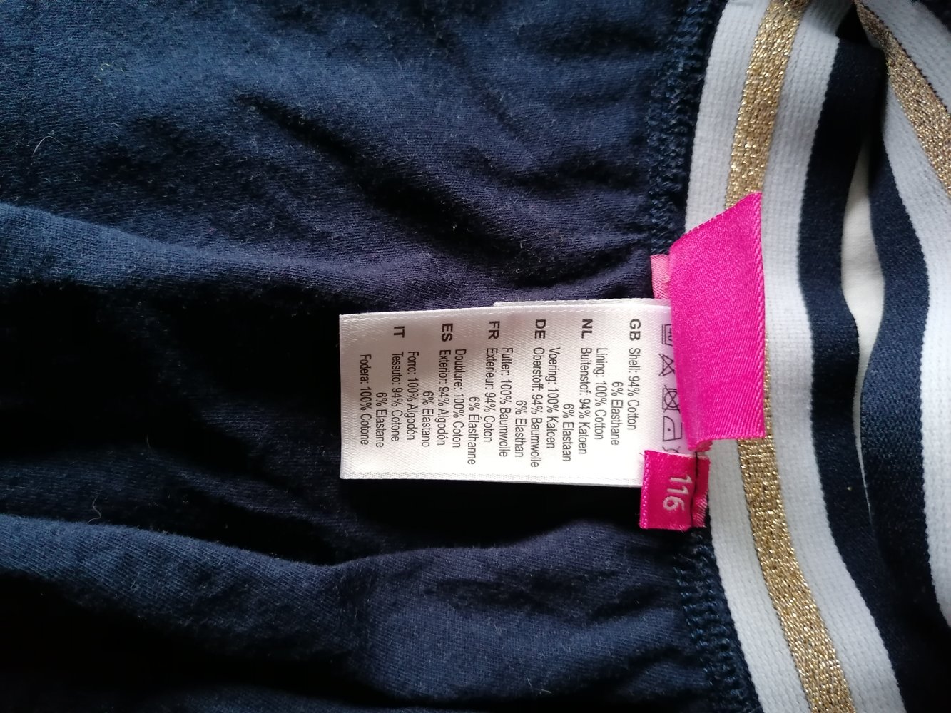 Jubel: Blauer Rock schwingend Gr. 116