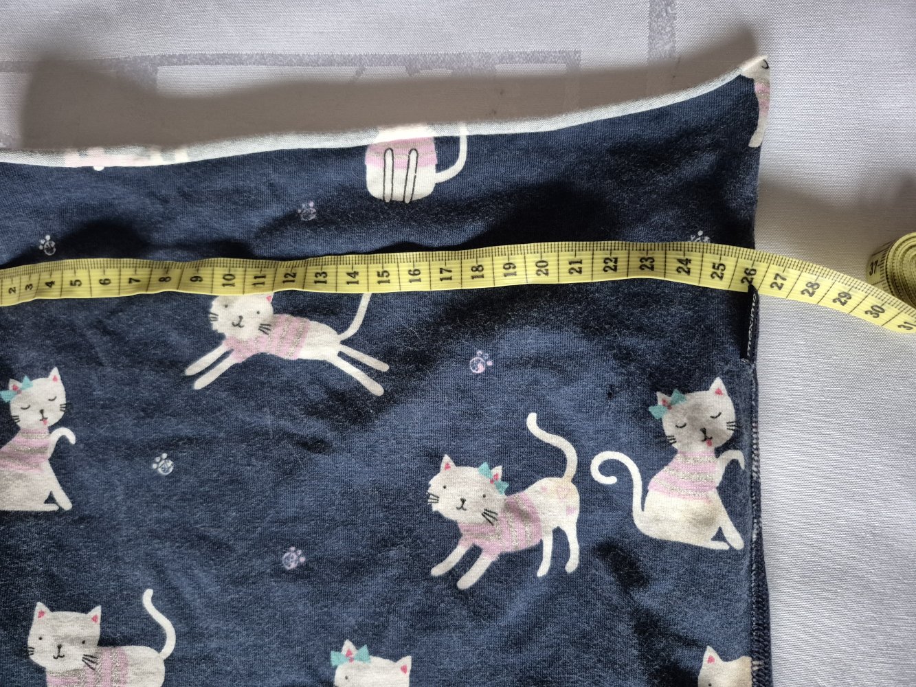 Maximo: Süße Halssocke mit Katzenmotiven Gr. 2