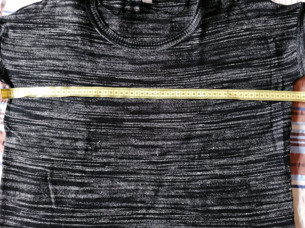 s.Oliver: schwarz gestreifter Feinstrickpullover Gr. 40