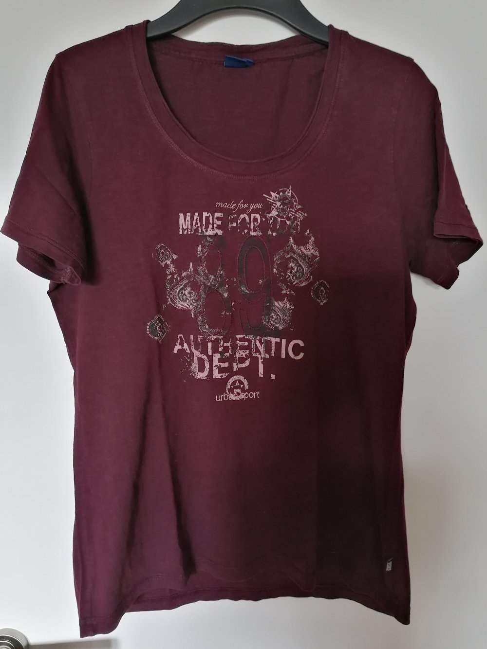 Cecil: bordeauxrotes T-Shirt mit Aufschrift Gr. L
