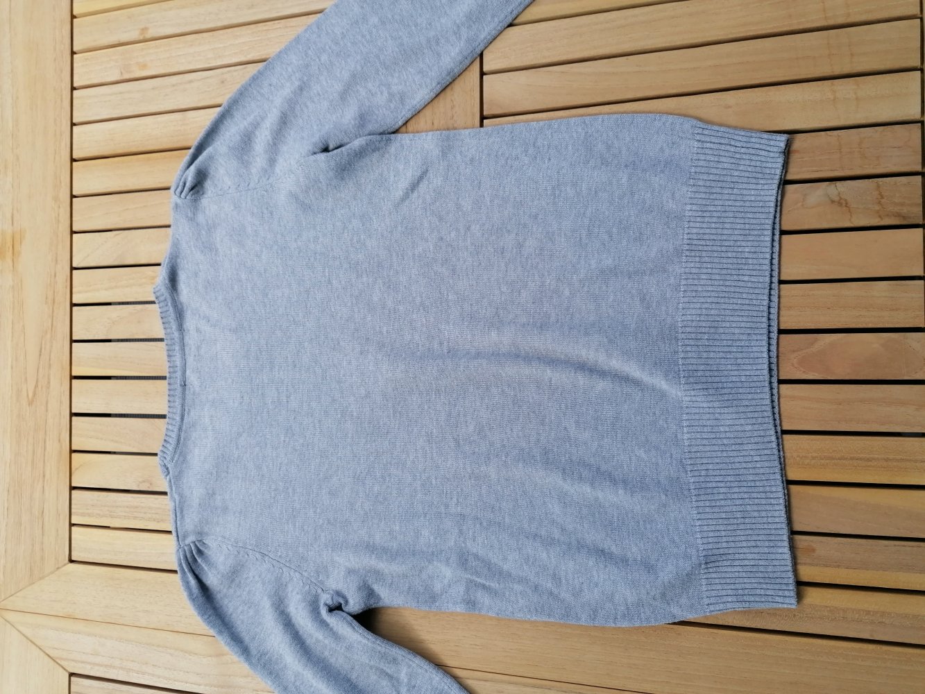 Hellgrauer schlichter Feinstrickpullover Gr. 152