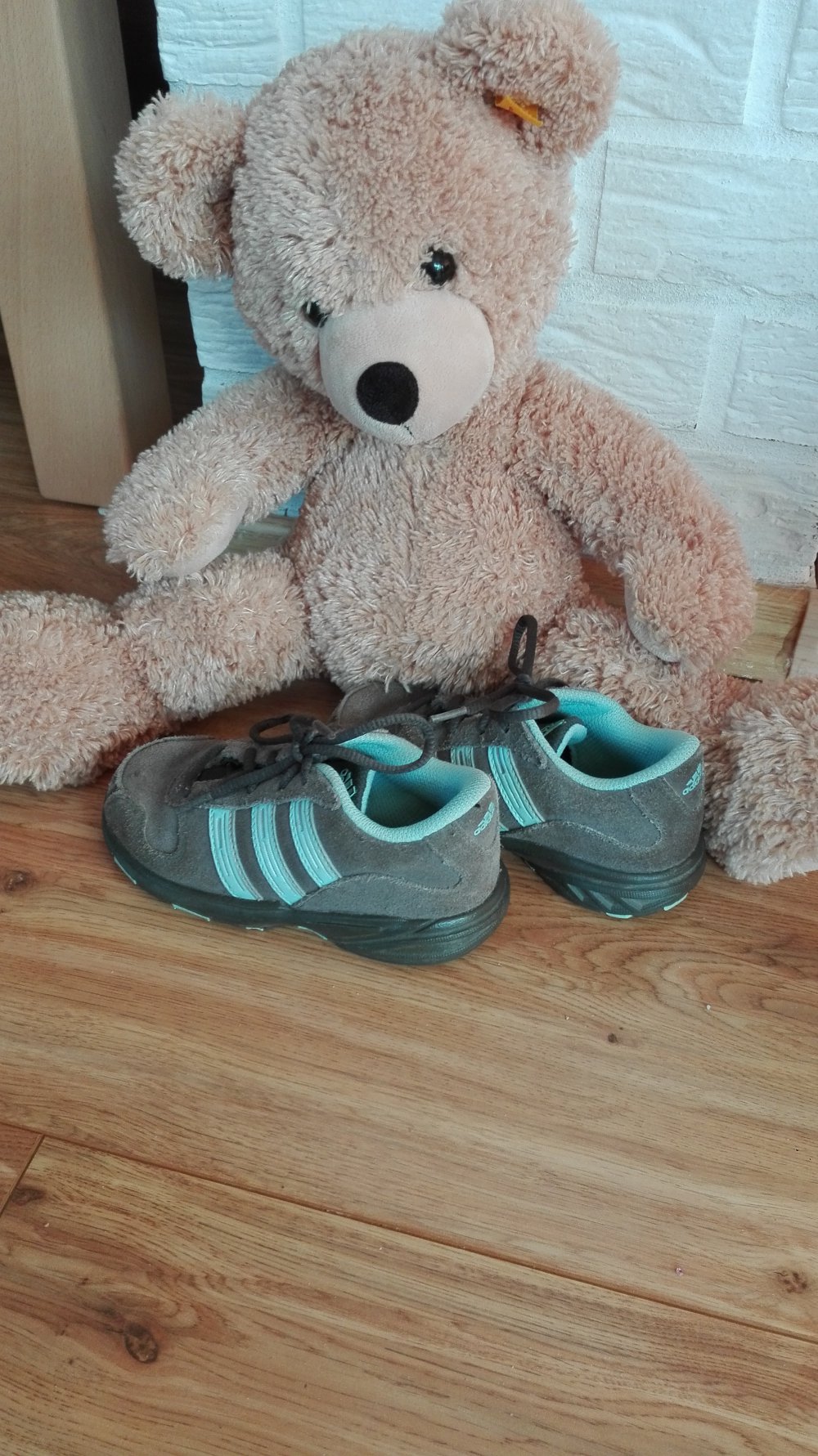 Adidas - Halbschuhe Gr. 25