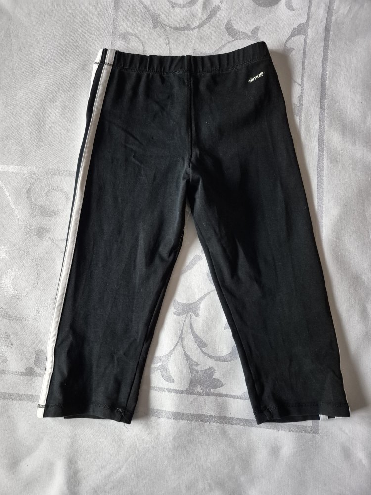 Adidas: knielange Sportleggins Gr. 128