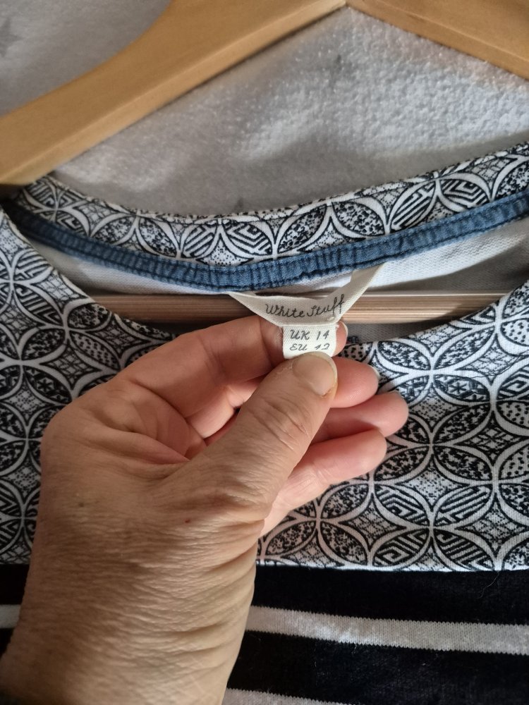 White Stuff: gestreifter, dünner Pullover Gr. 42