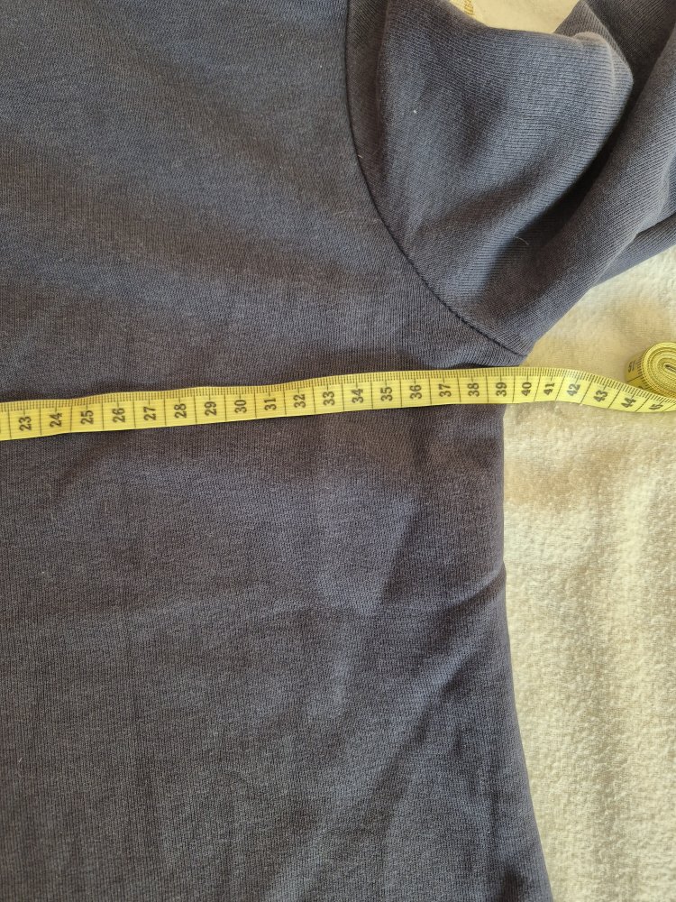 Okaidi: dunkelblauer Hoody mit Herzaufdruck Gr. 140