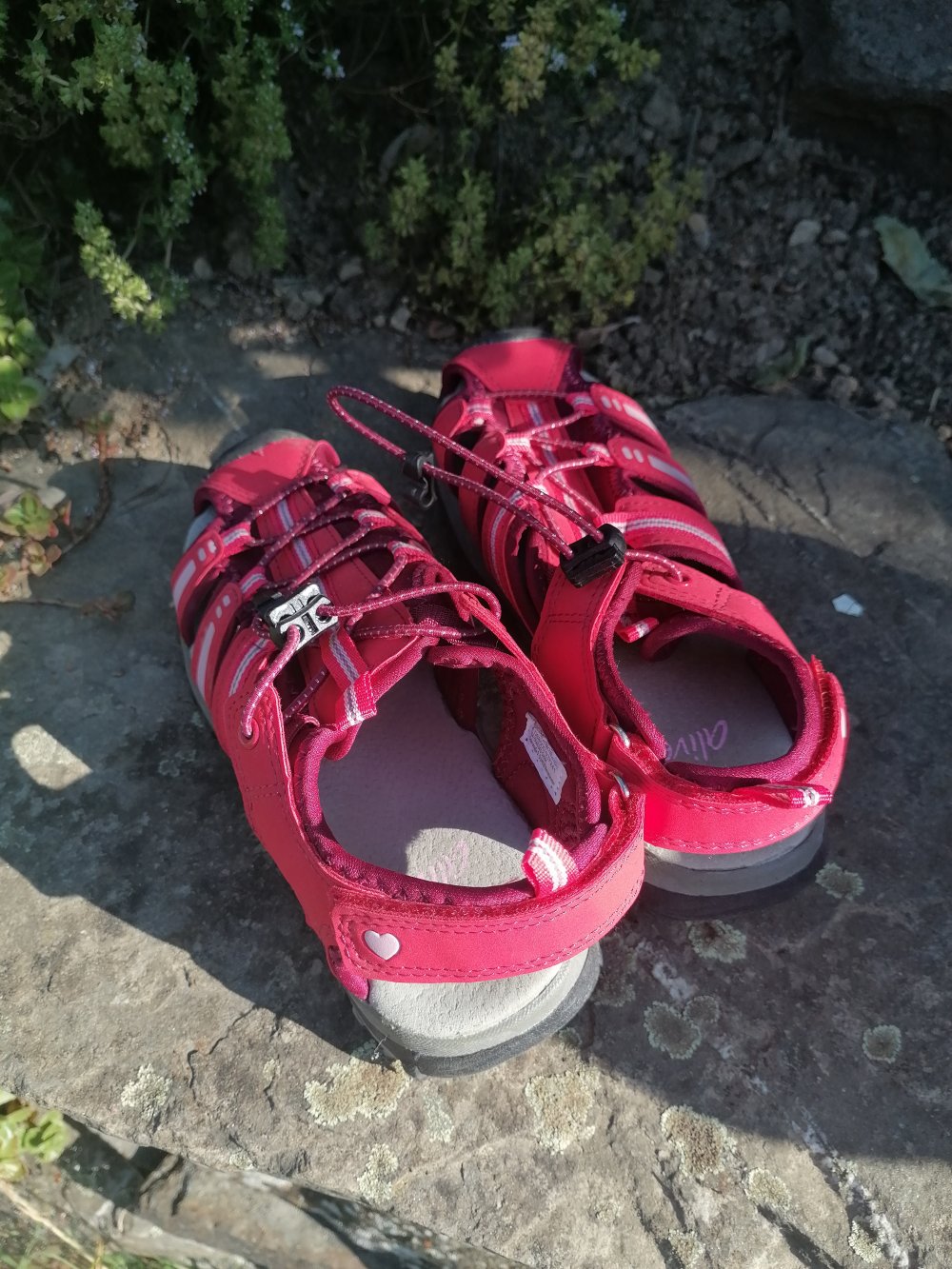 rote Outdoorsandalen Gr. 34