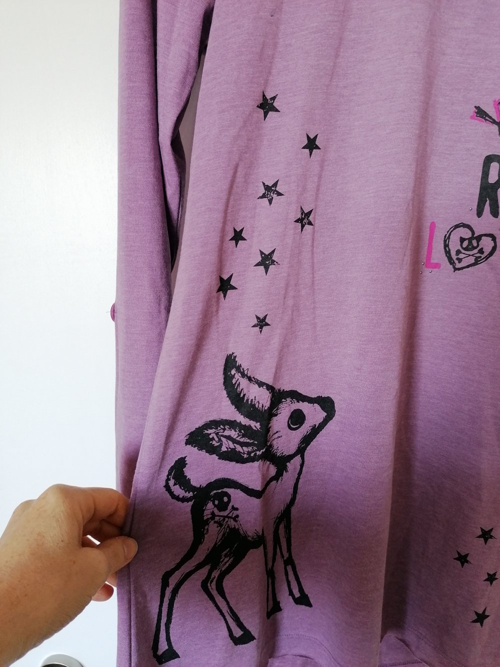 Rebella: violettes Langarmshirt mit Motiven Gr. 176