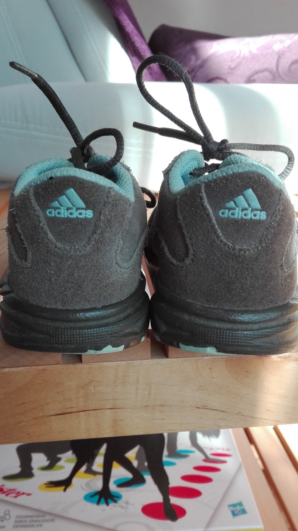 Adidas - Halbschuhe Gr. 25