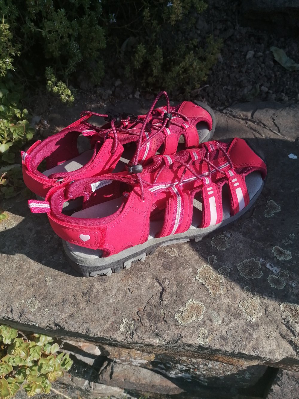 rote Outdoorsandalen Gr. 34